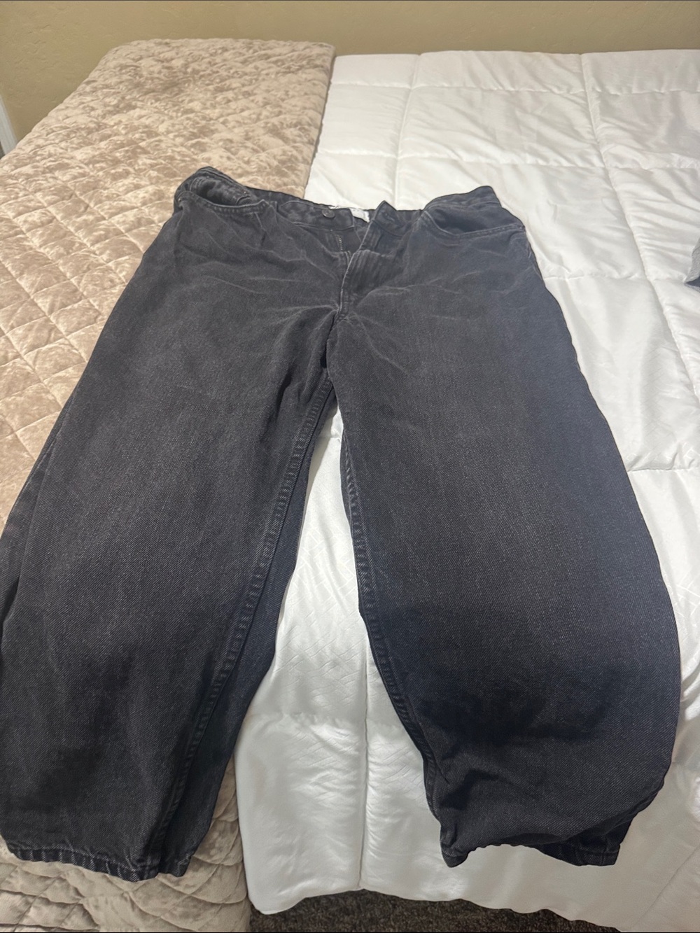ASOS Men's Black Relaxed Jeans